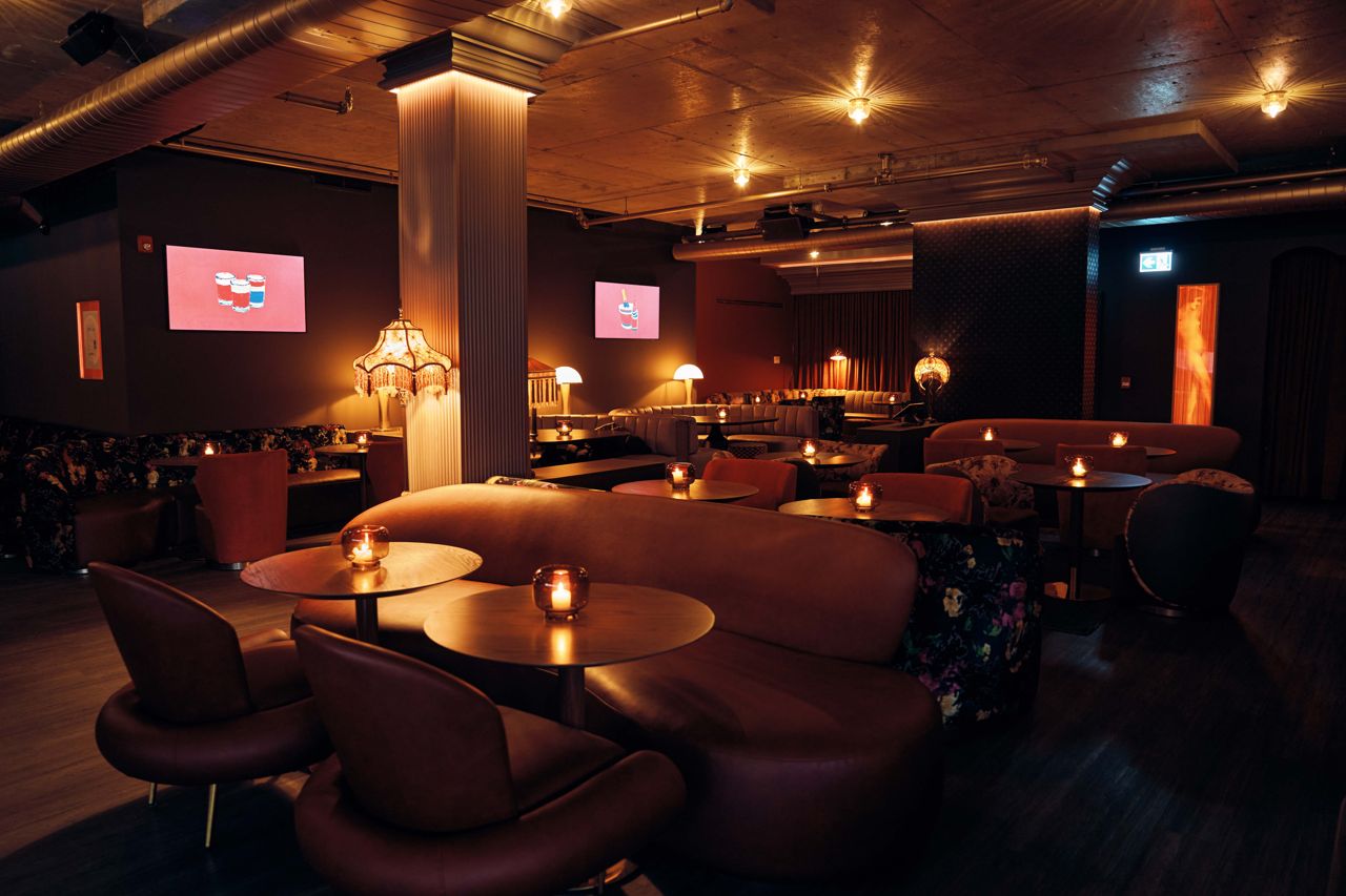 toronto-restaurants-powder-room-yorkville-space-2 toronto restaurants powder room yorkville space 2